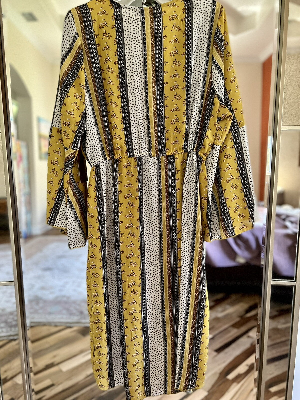 Almost Famous Women’s Kimono Cover Up Sz 1X