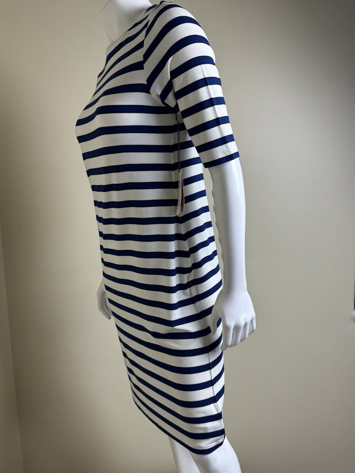 Jofit Women's Golf Tennis Striped Dress  Sz S.       (B.189)
