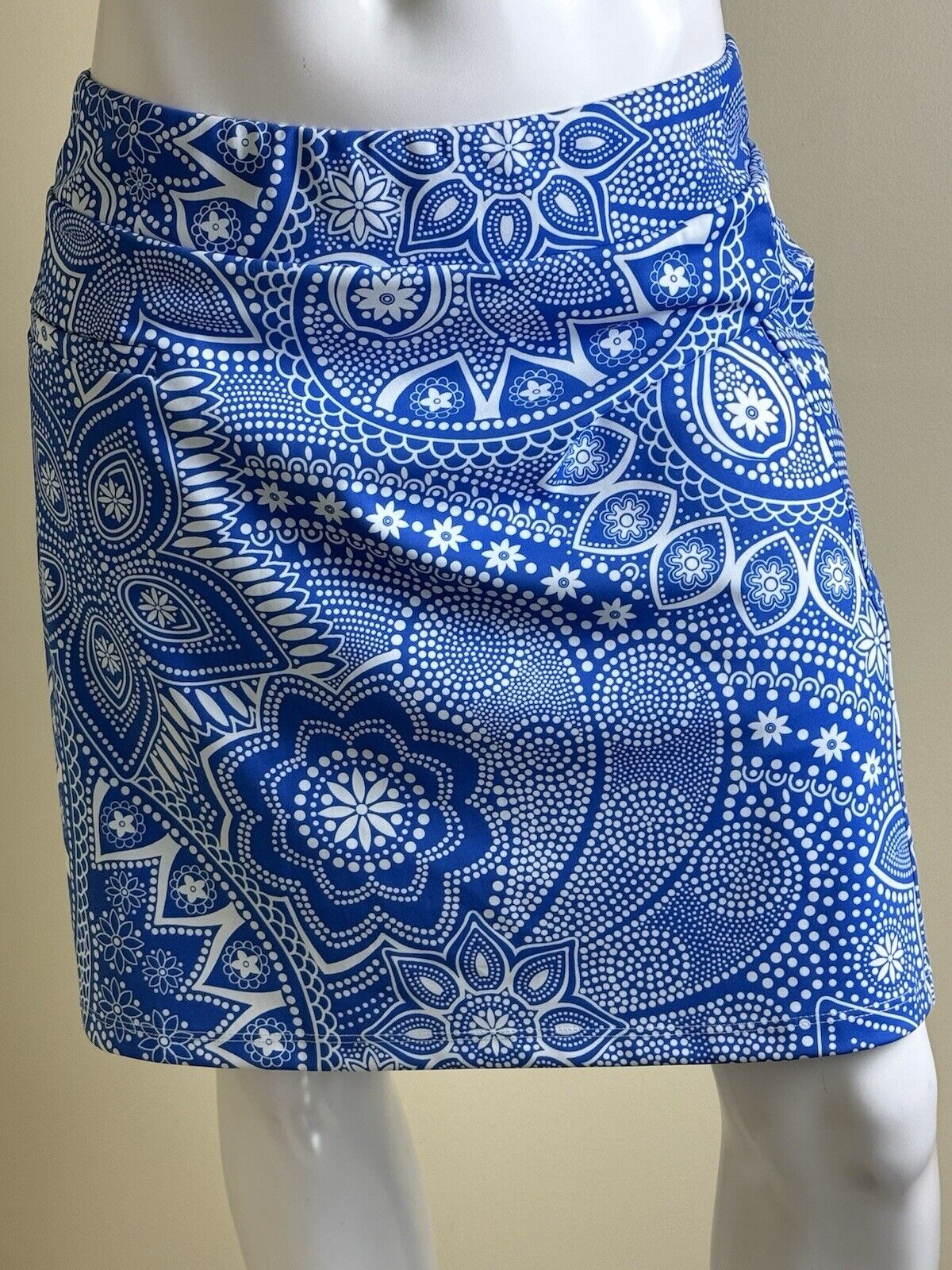 $185 Melly M Women's Skirt Skort Sz M. (B.58)