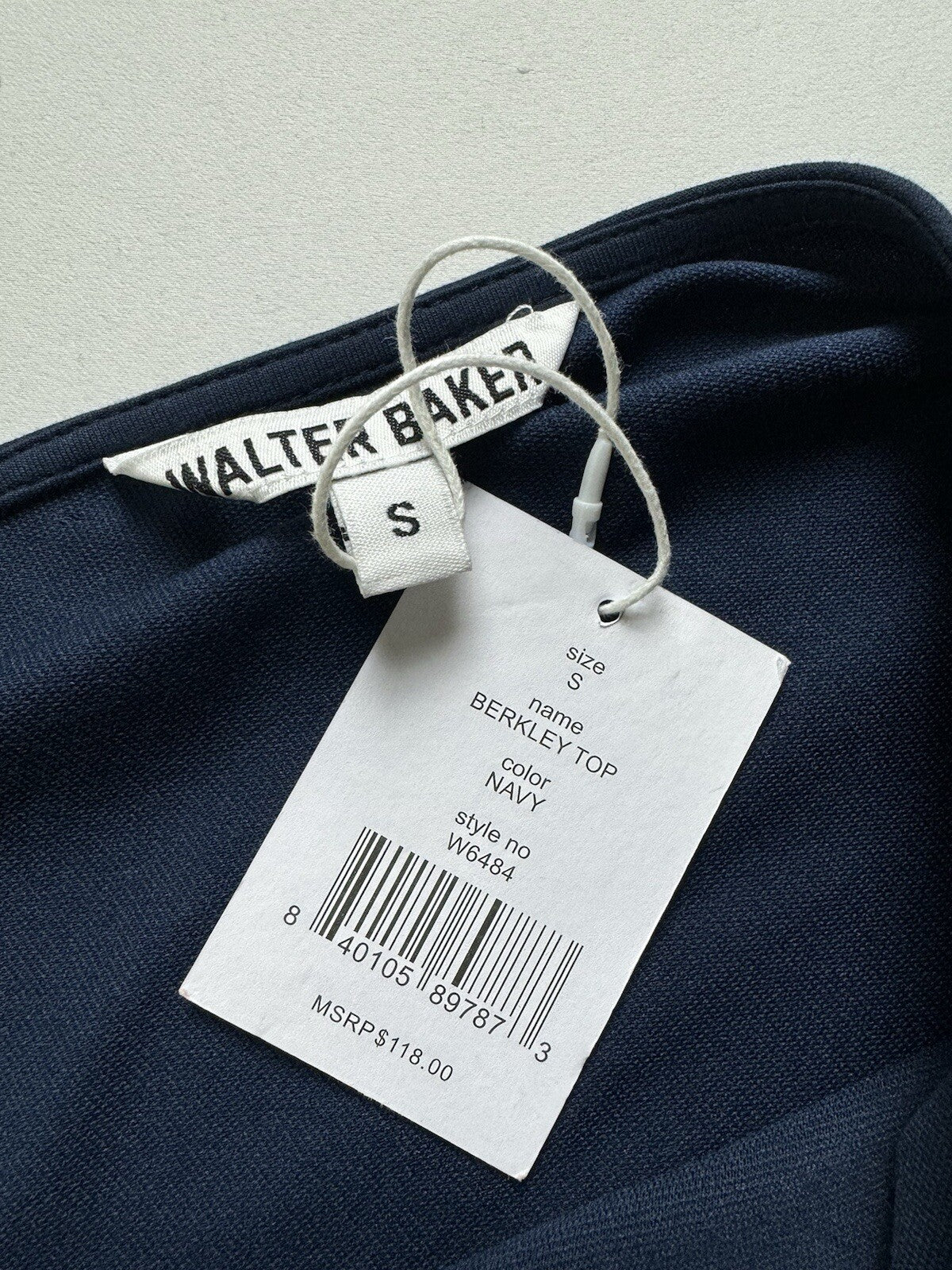 $118 Walter Baker Women’s One Shoulder Long Sleeve Navy Sz S (B.108)