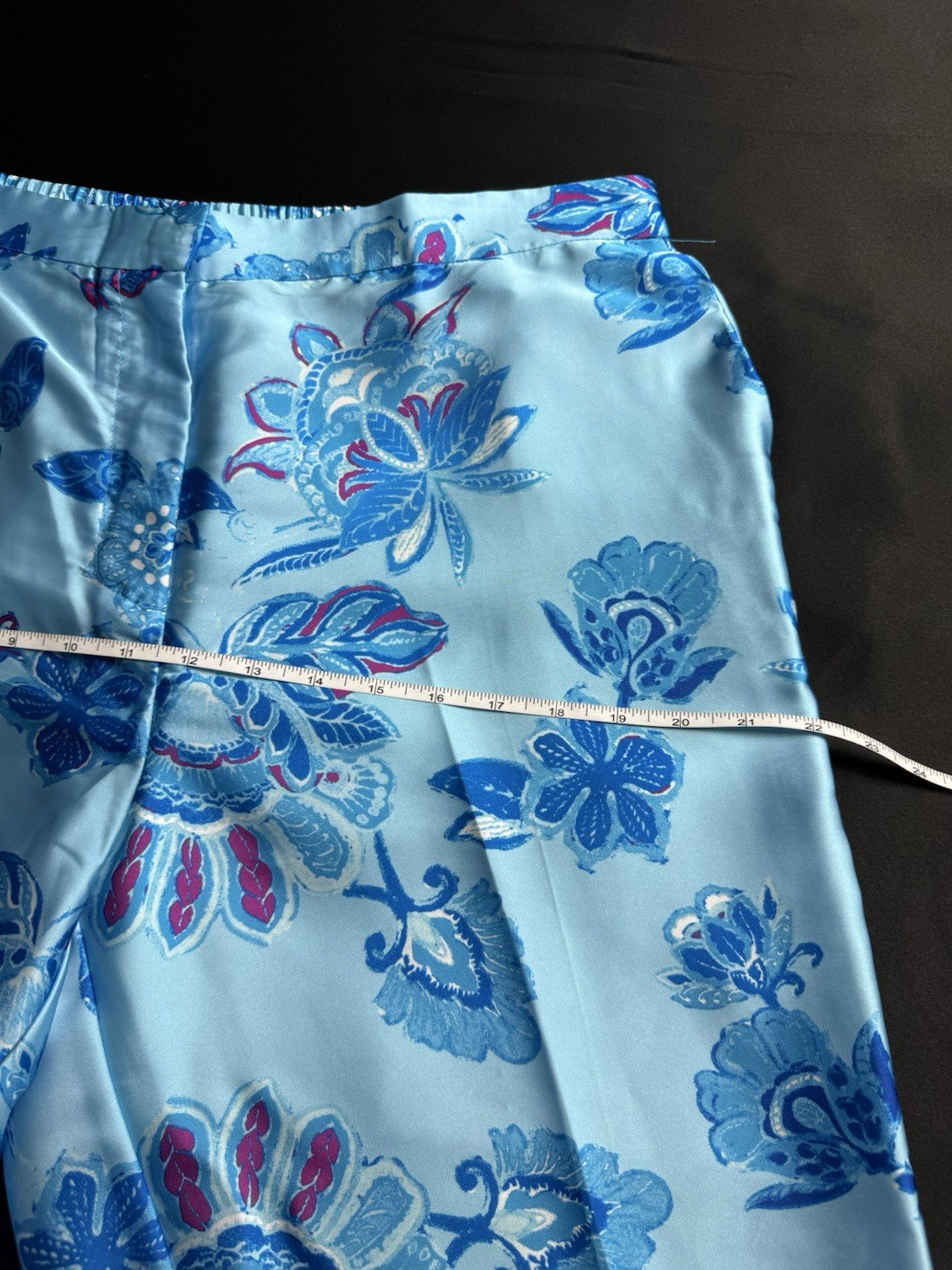 $68 Magaschoni Trousers Blue Floral Sz XL.  (B.159)