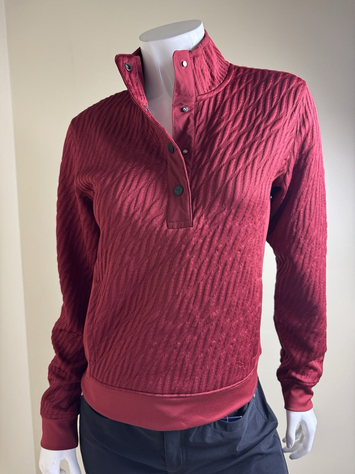 Puma Women's Golf Sweater Maroon Size S.   (B.126/1)