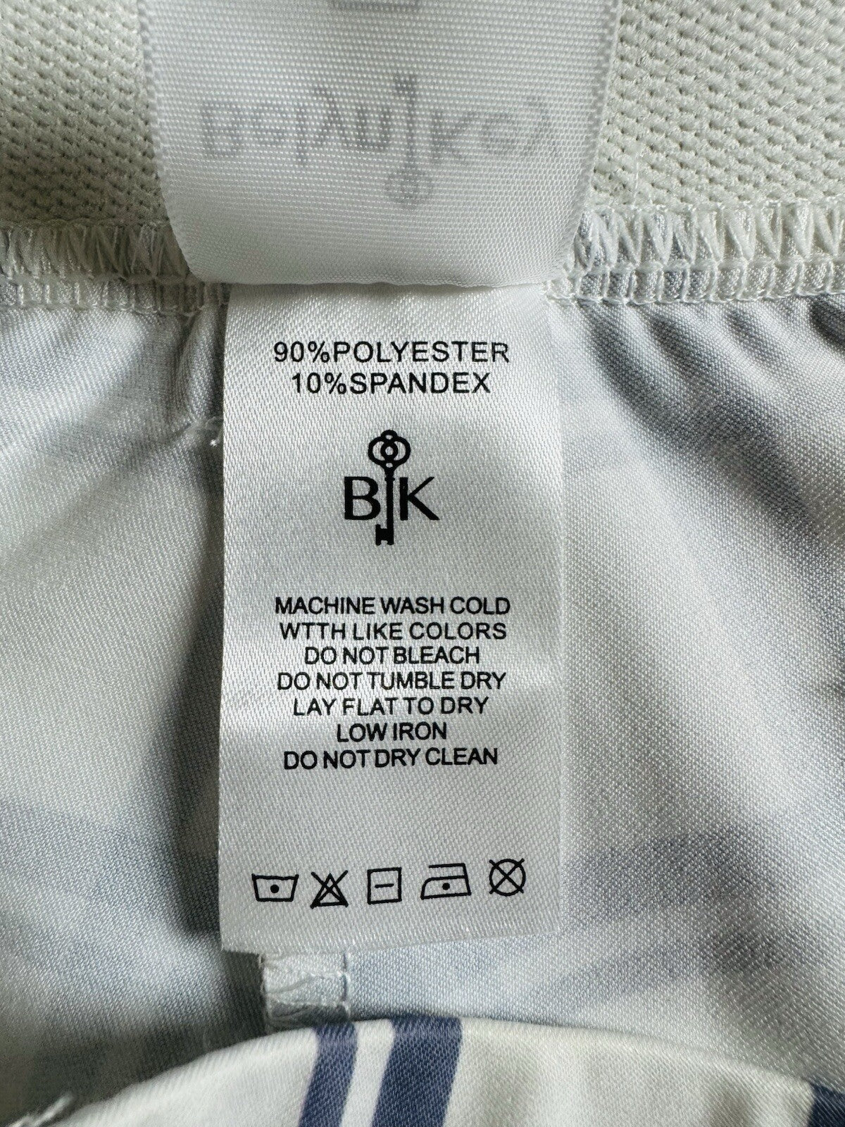 Belyn Key Women’s Golf Plaid Pants Sz XL. (B.127)