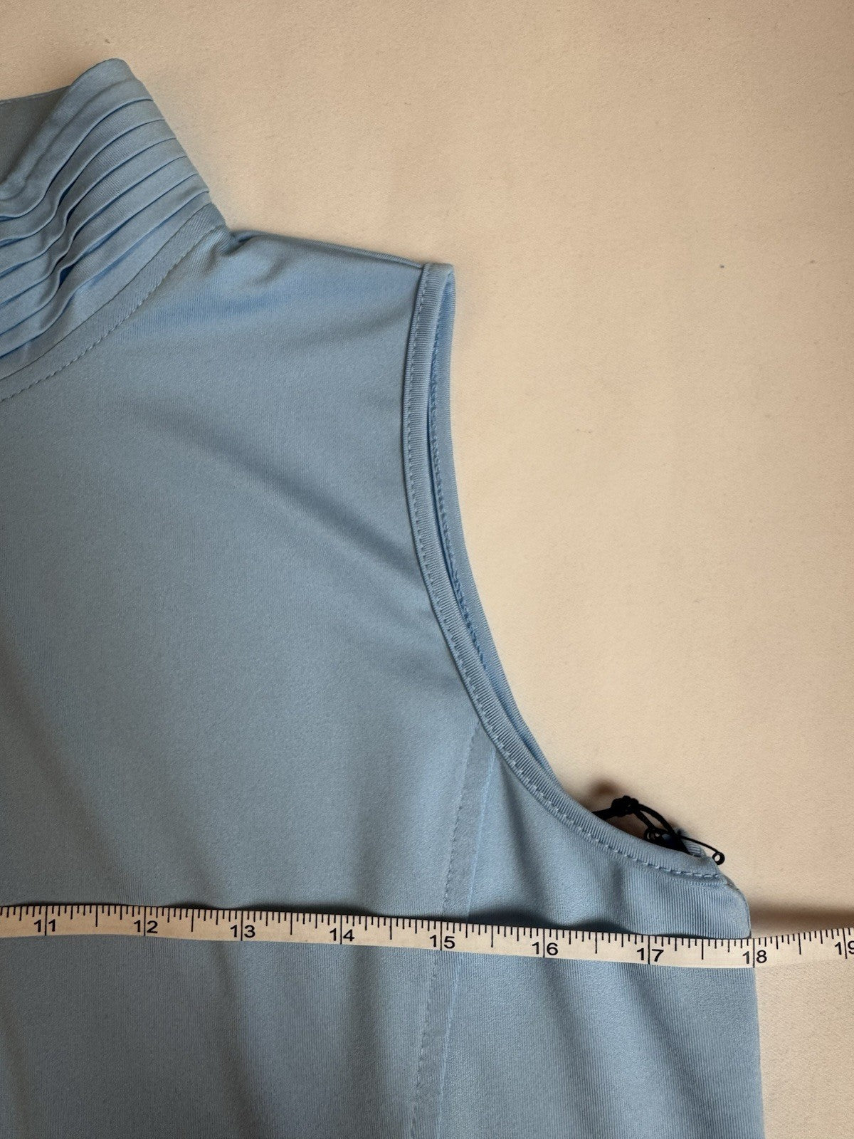 BELYN KEY Women’s Golf Shirt Sz S.    (B.167)