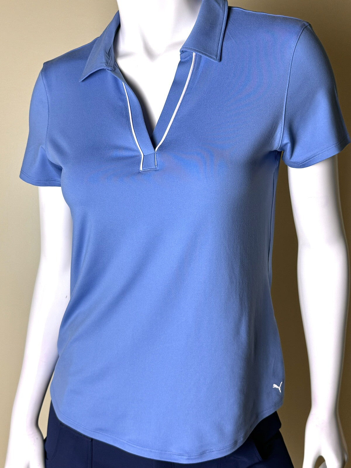 Puma Women's Golf Polo Shirt Size S.   (B.67))