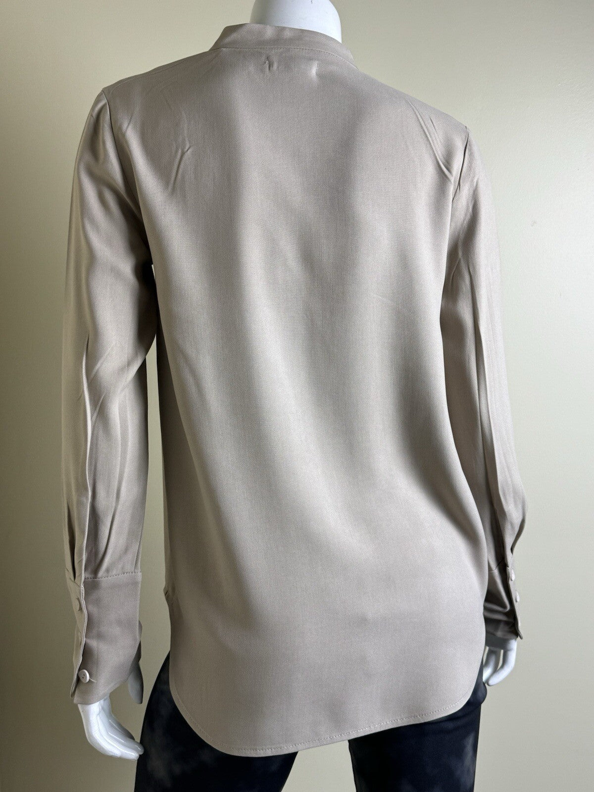 $189 Symphony by A.F. Women’s Golf Long Sleeve Blouse Sz S     (B.142)