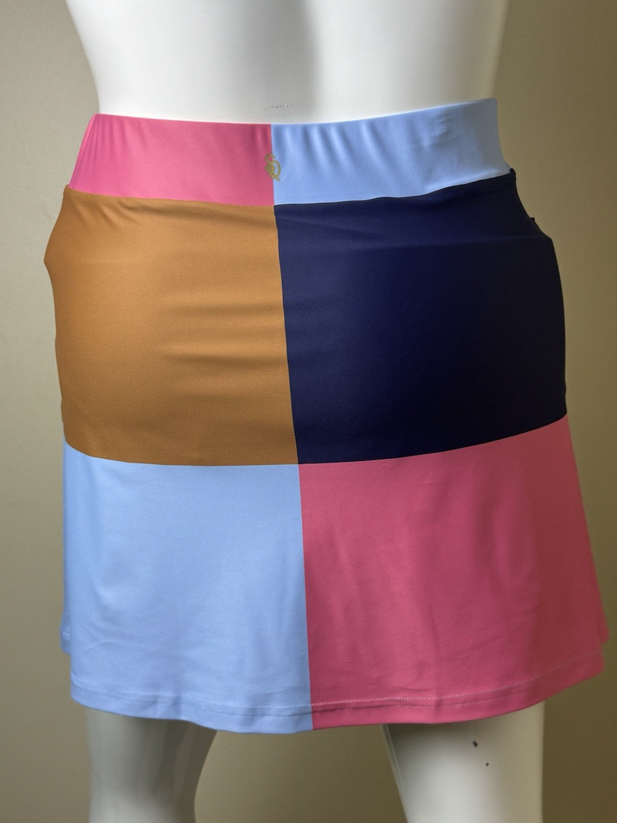 Smith & Quinn Athletic Skort Skirt Sz L.      (B.155)