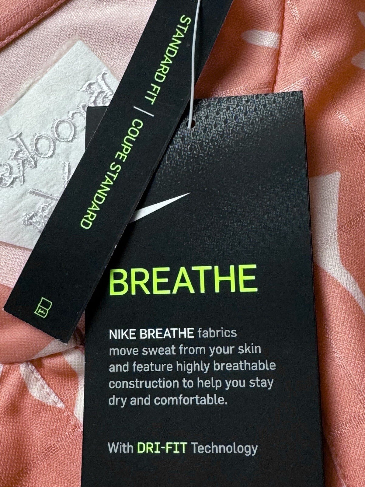 Nike Women’s Top Golf Sleeveless Shirt Sz M (B.80)