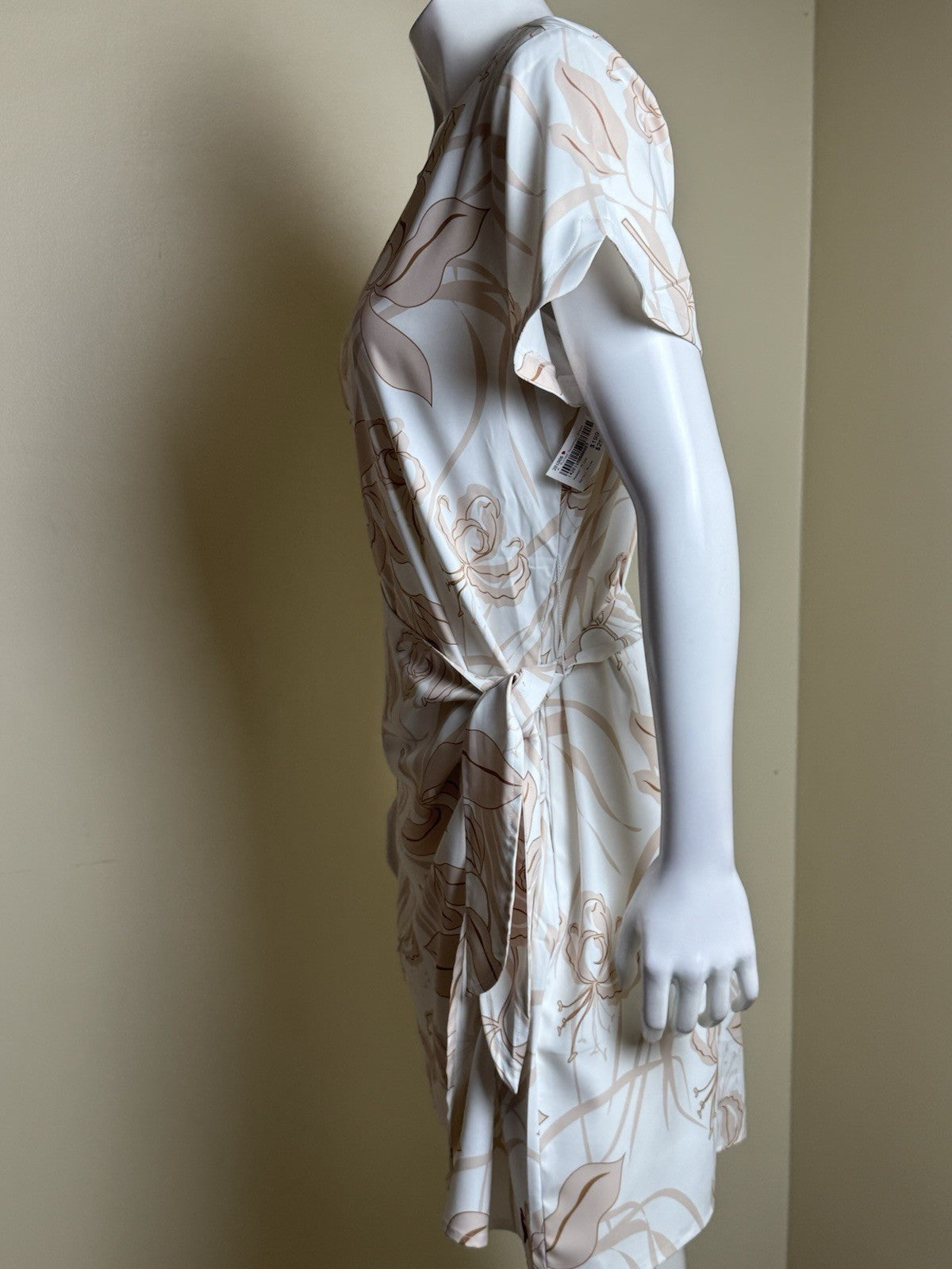 A Putnam Womens Wrap Dress Sz L.  (B.169)