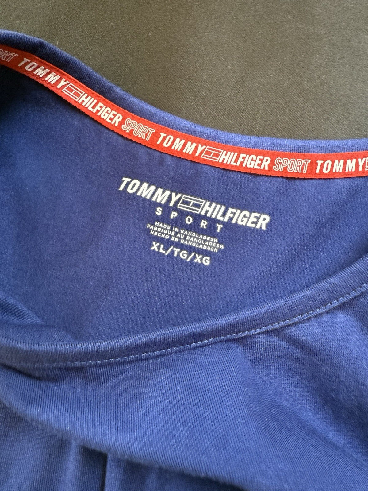 Tommy Hilfiger Women's Crew Neck T-Shirt Sz XL.   (B.167)