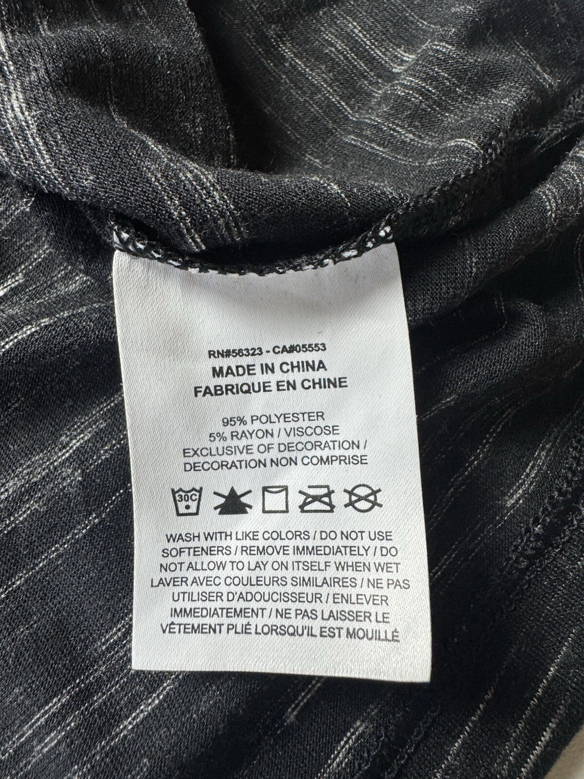 Nike Dri-fit Women’s Golf Shirt Sz M.    (B.135)