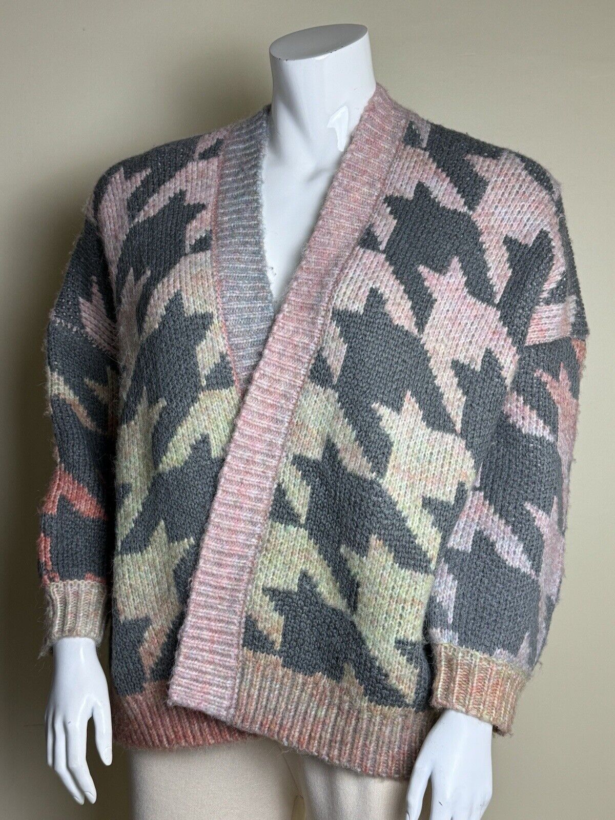 $99 Circus NY Women’s Houndstooth Cardigan Sweater Size M