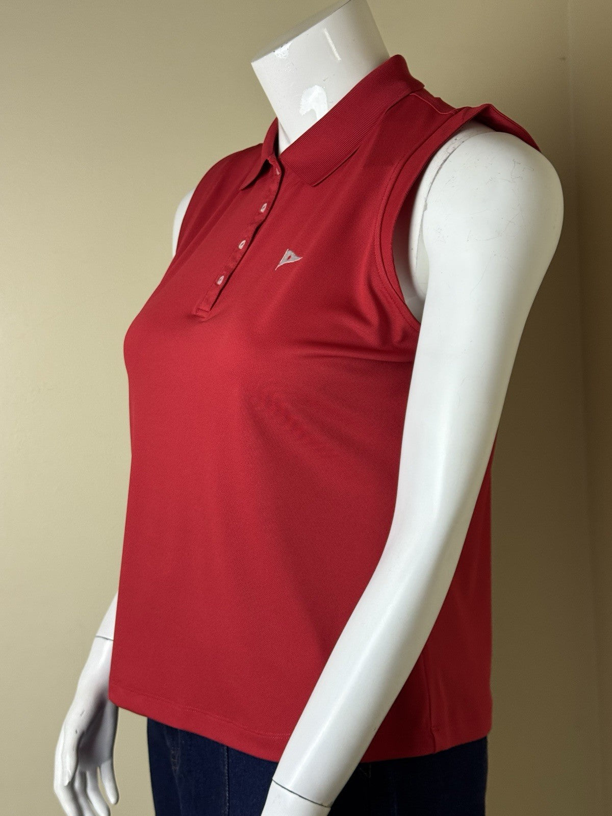 ADMIRALS COVE Women’s Golf shirt Red Sz XL.  (B.159)