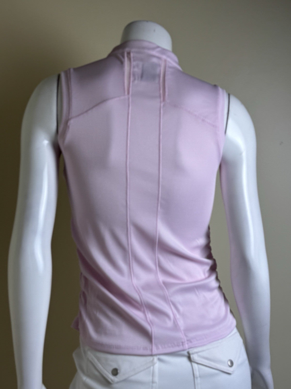 Lucky In Love Women’s Sleeveless Tennis Golf Shirt Sz XS.     (B.157)