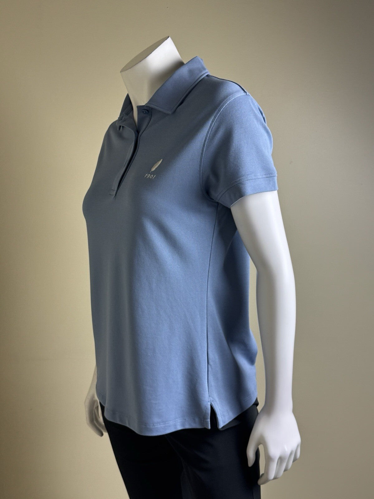 Fairway & Greene Women's Golf Polo Shirt Sz M. (B.136)