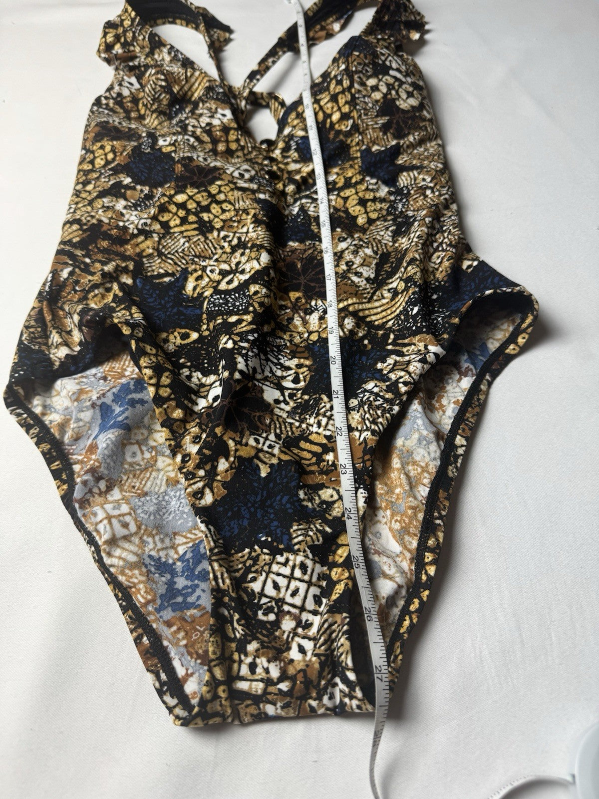 $192 Amoressa Fresco Multi One Piece Swimsuit Sz 8.  (B.151)