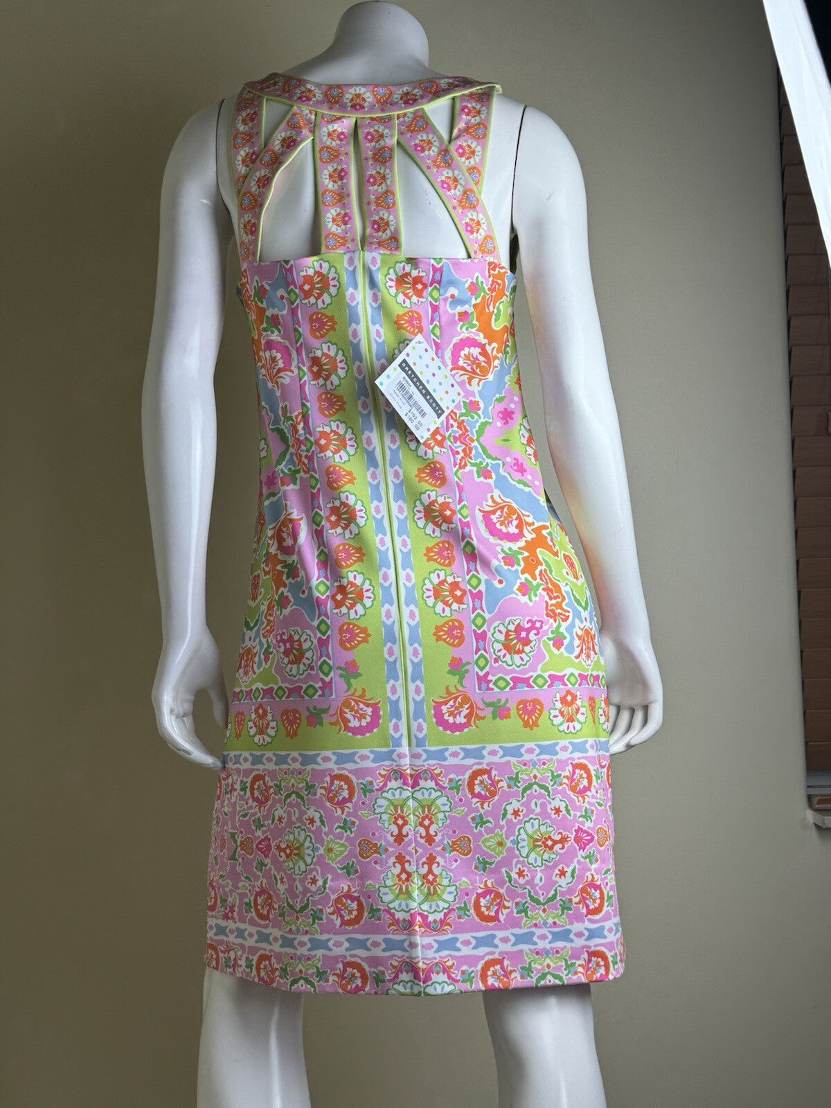 Gretchen Scott Women’s Sleeveless Dress Sz M. (B.92)