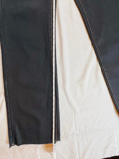WE WORE WHAT Women’s Gray Denim High Rise Jeans Wide Leg Size 30 NWT