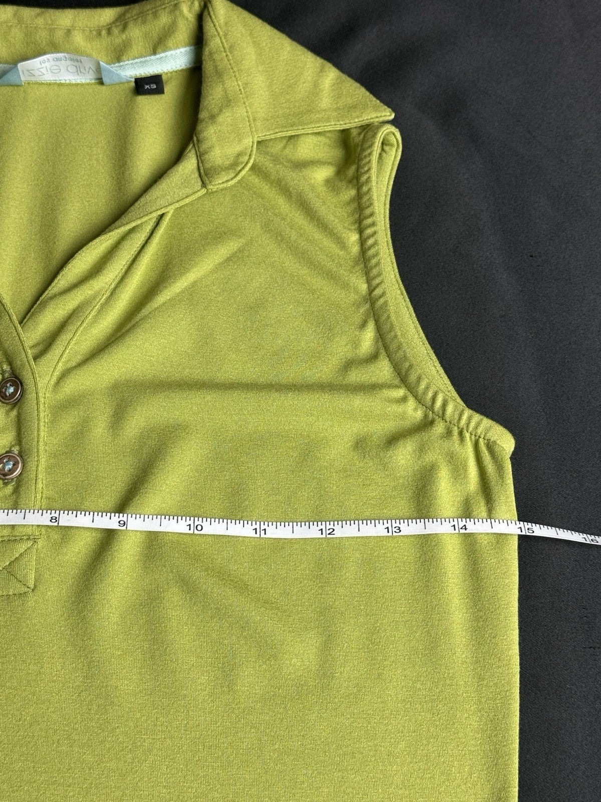 Lizzie Driver Golf Shirt Size XS.   (B.175)