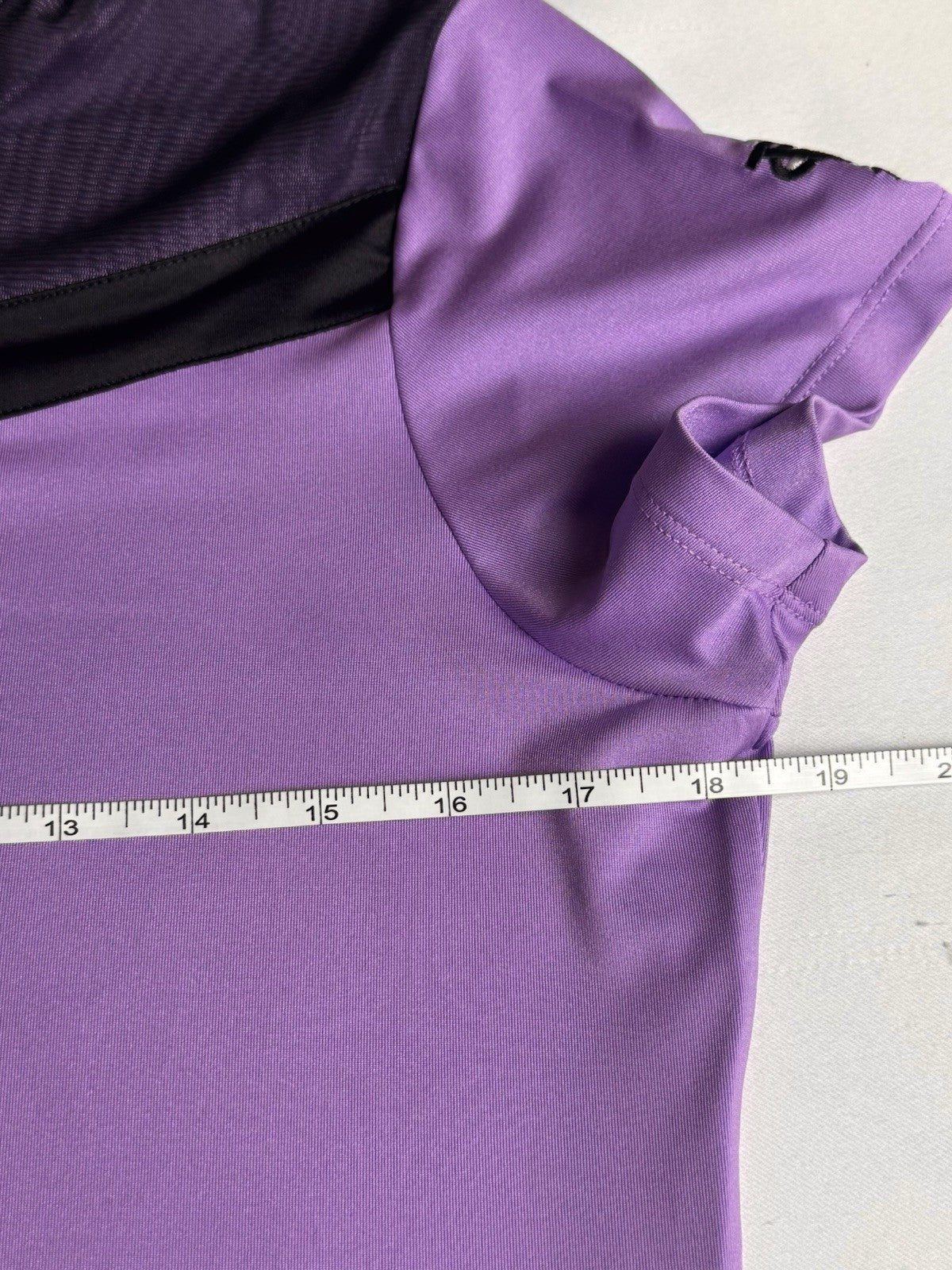 EP New York Women’s Golf Shirt Sz M.    (B.180)