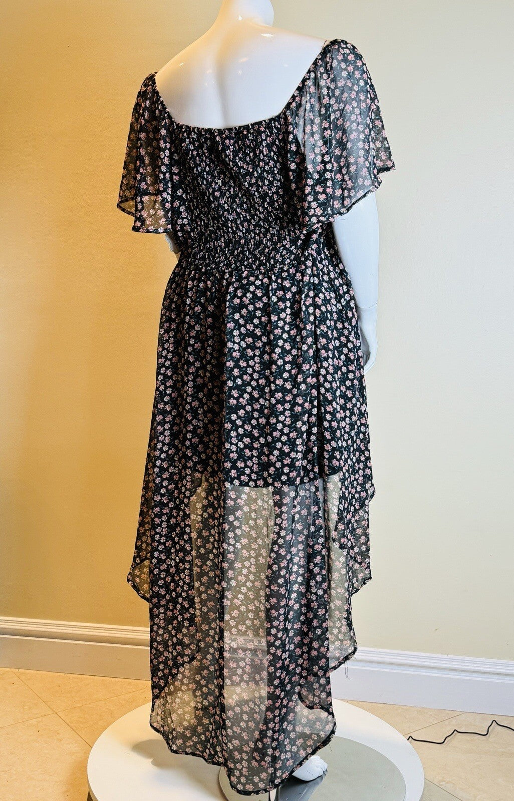 AUW Women’s Shealth Dress Floral Sz 3XL.     (B.50)