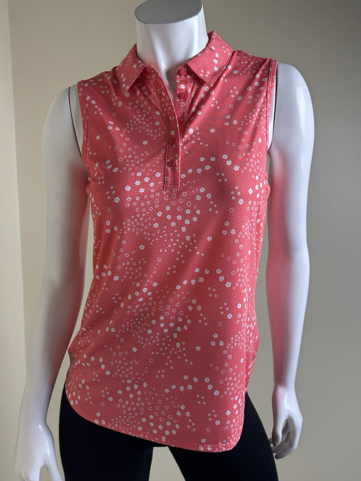 Puma Women’s Golf Shirt Sleeveless Sz S.  (B.129/4)