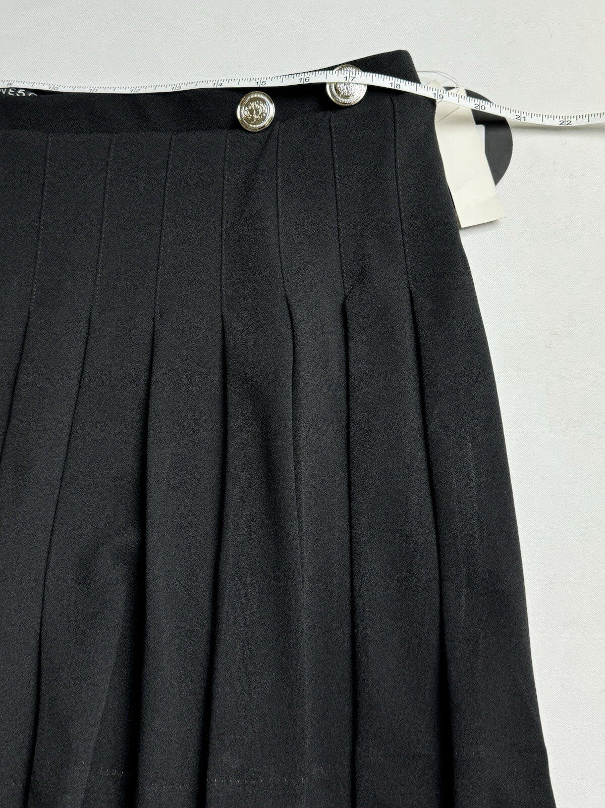 One 5 One Women Black Ruffled Skirt Sz XL. (B.91)