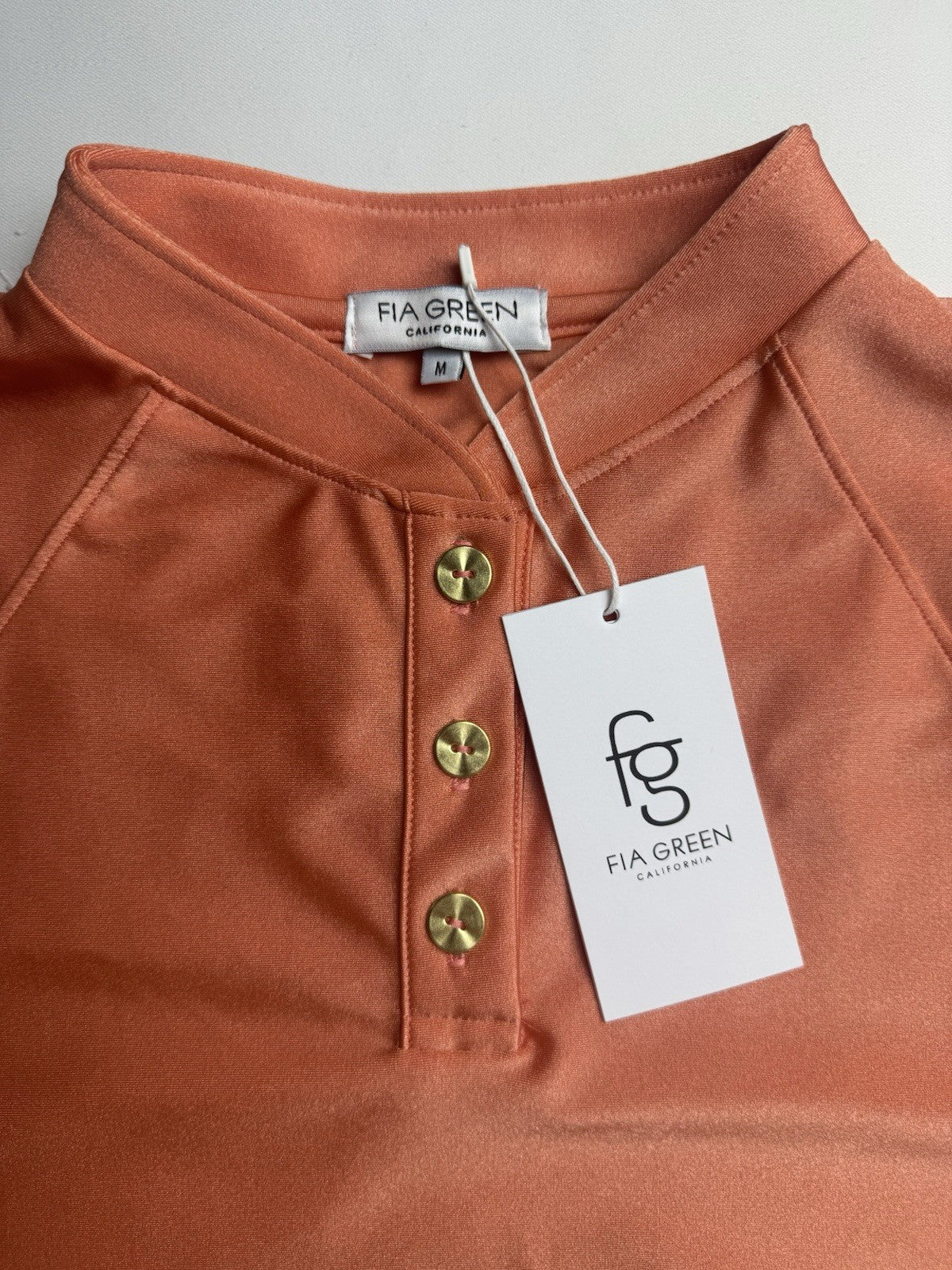 FIA Green California Women’s Top Sz M Golf Shirt.       (B.161)