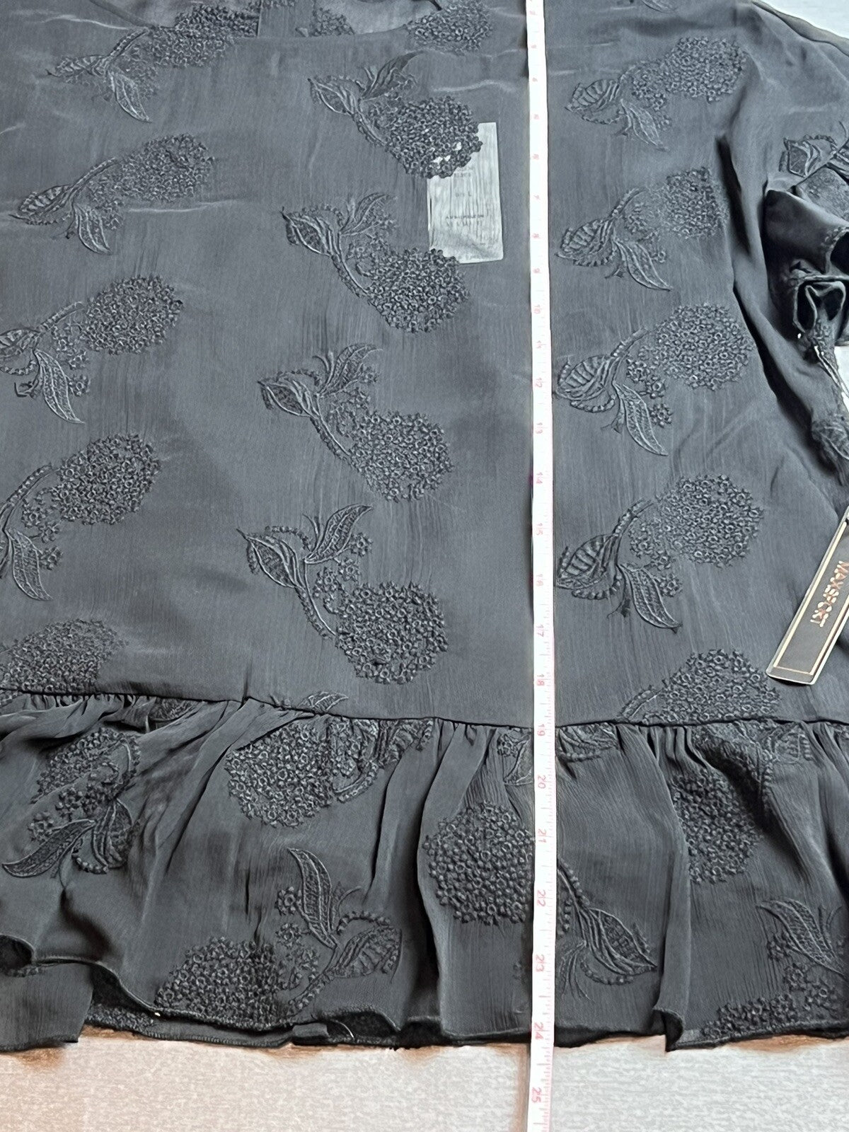 MaxSport Woman’s Sz L Black Lace Short Sleeves $248 Retail (2)