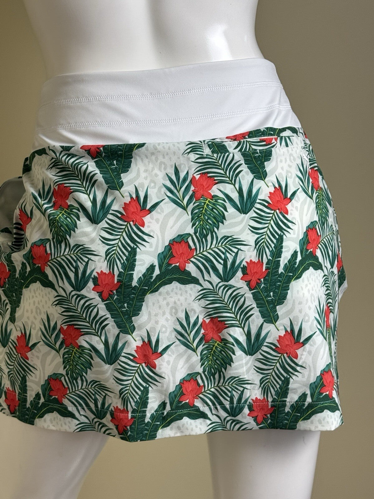 PUMA Women's Golf Tennis Skort Skirt Sz S (B.138/1)