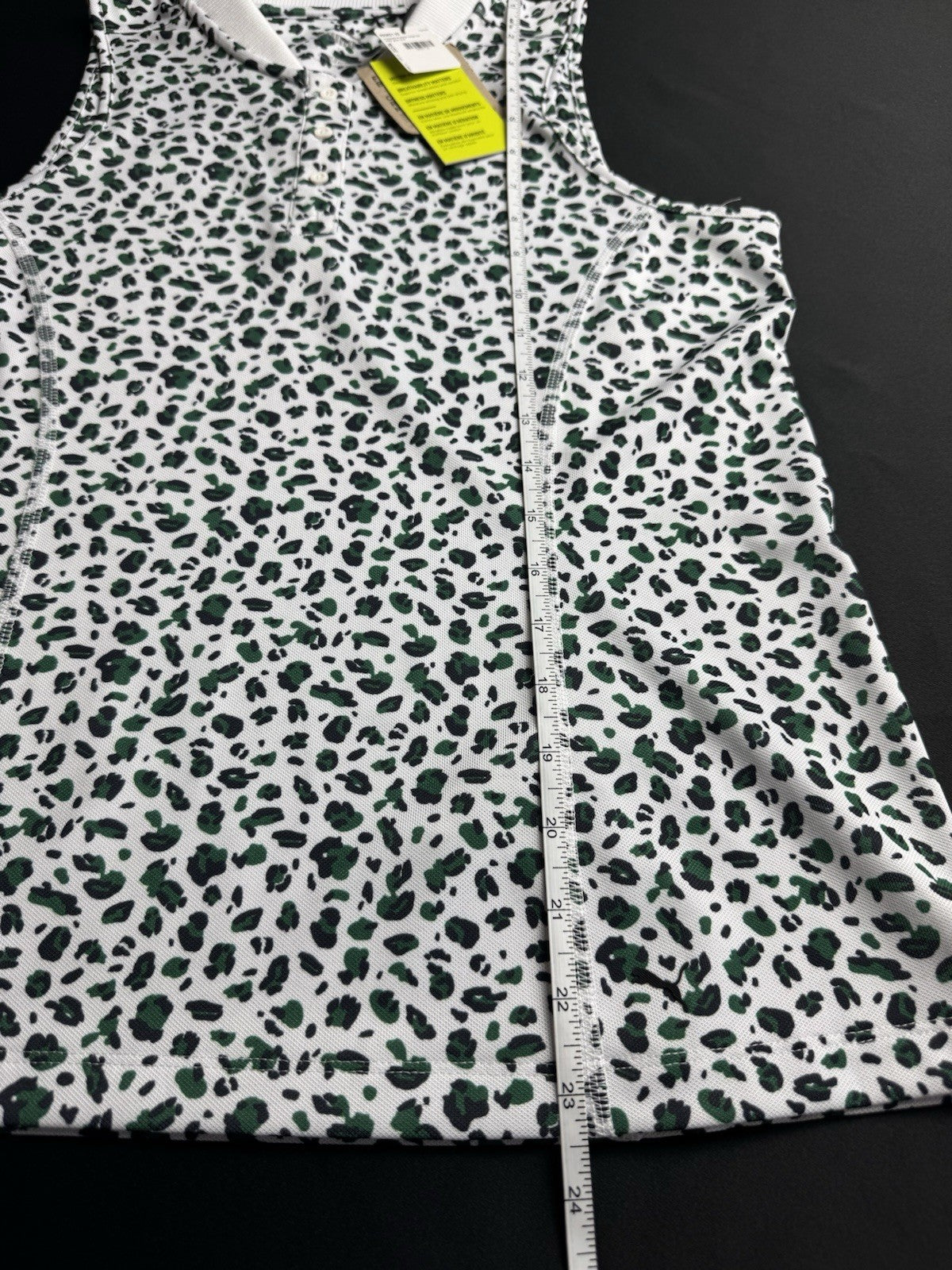 Puma Women’s Golf Shirt Sz S.   (B.162/1)