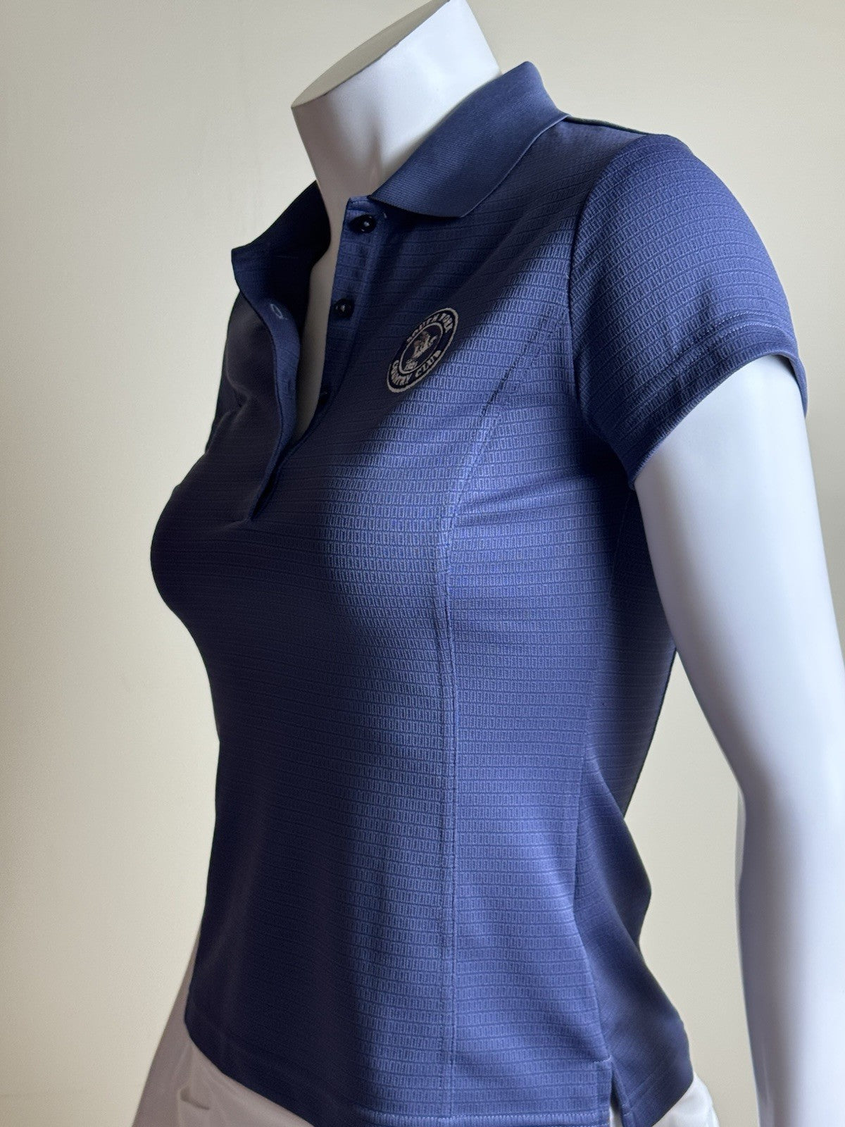 $45 Adidas Women’s Golf Shirt Sz XS    (B.182)