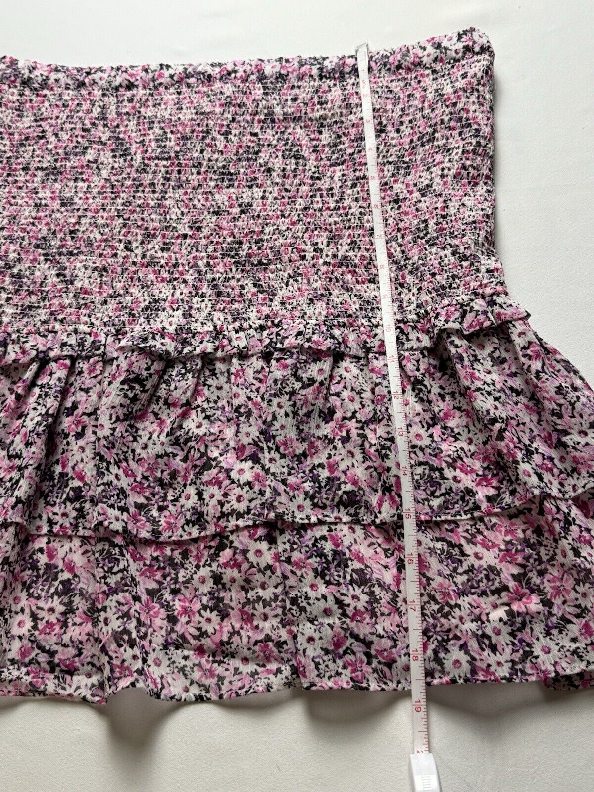 KARL LAGERFELD PARIS Ruffle Skirt Women's Sz M Pink Multicolor Floral.  (B.05)