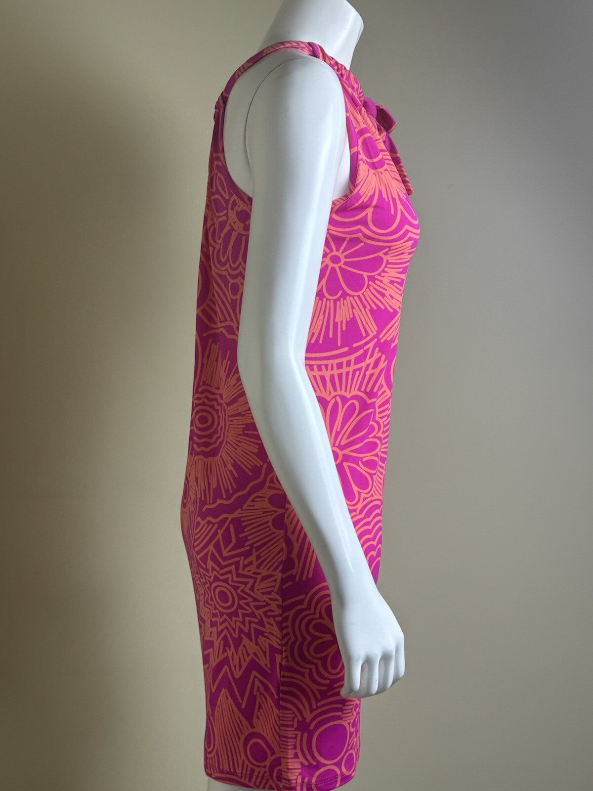 $168 Trina Turk Dress Halter Shift Mini Size XS (B.140)