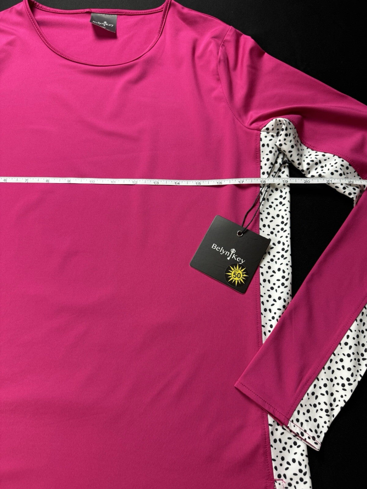 BELYN KEY Women’s Golf Sweatshirt Sz M.  (B.121)