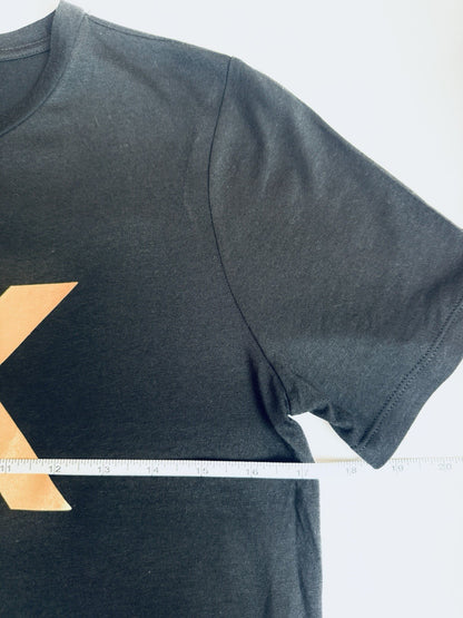 $68 Michael Kors Women’s T Shirt MK Logo Sz XS.  (B.167)