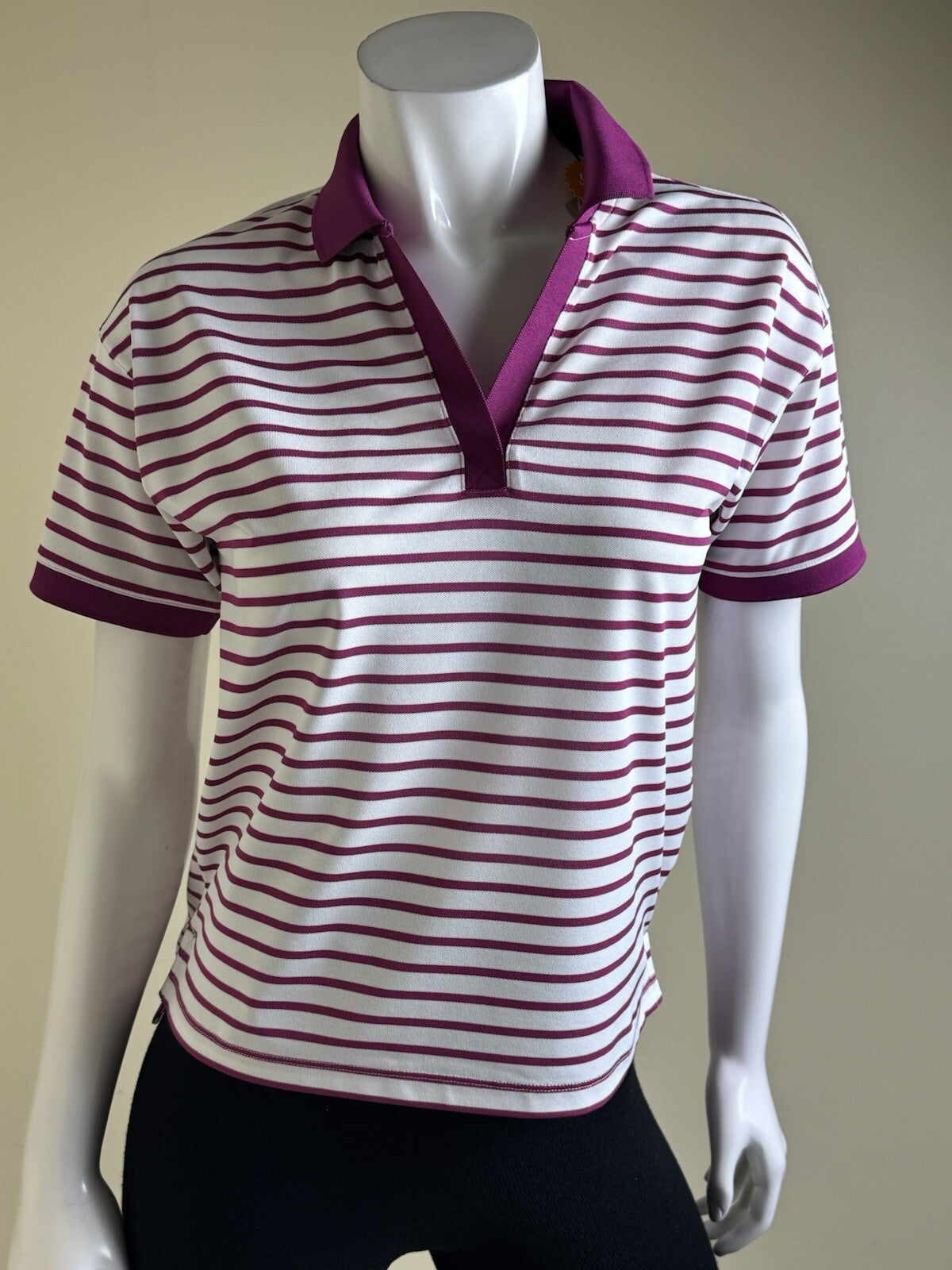 Puma Women’s Golf Shirt Sz S.   (B.131/3)