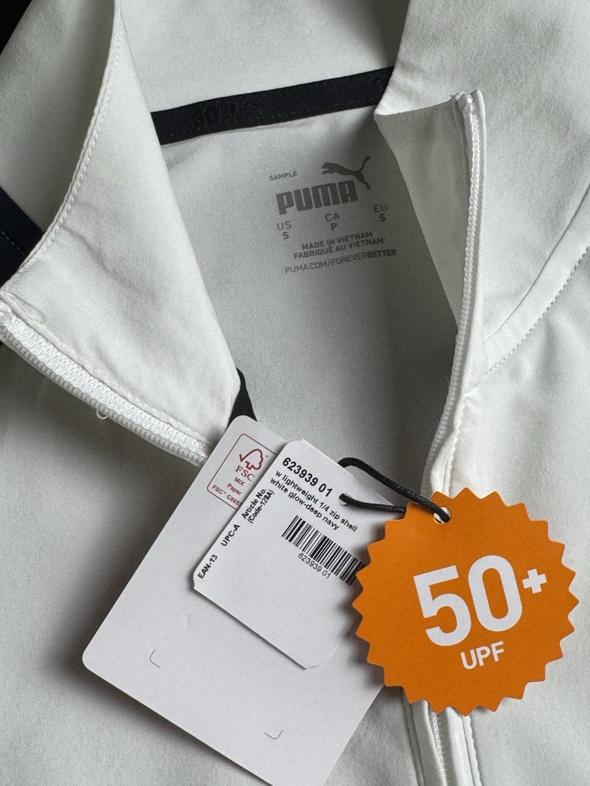 PUMA Women's Golf Sweatshirt Sz S.  (B.065)