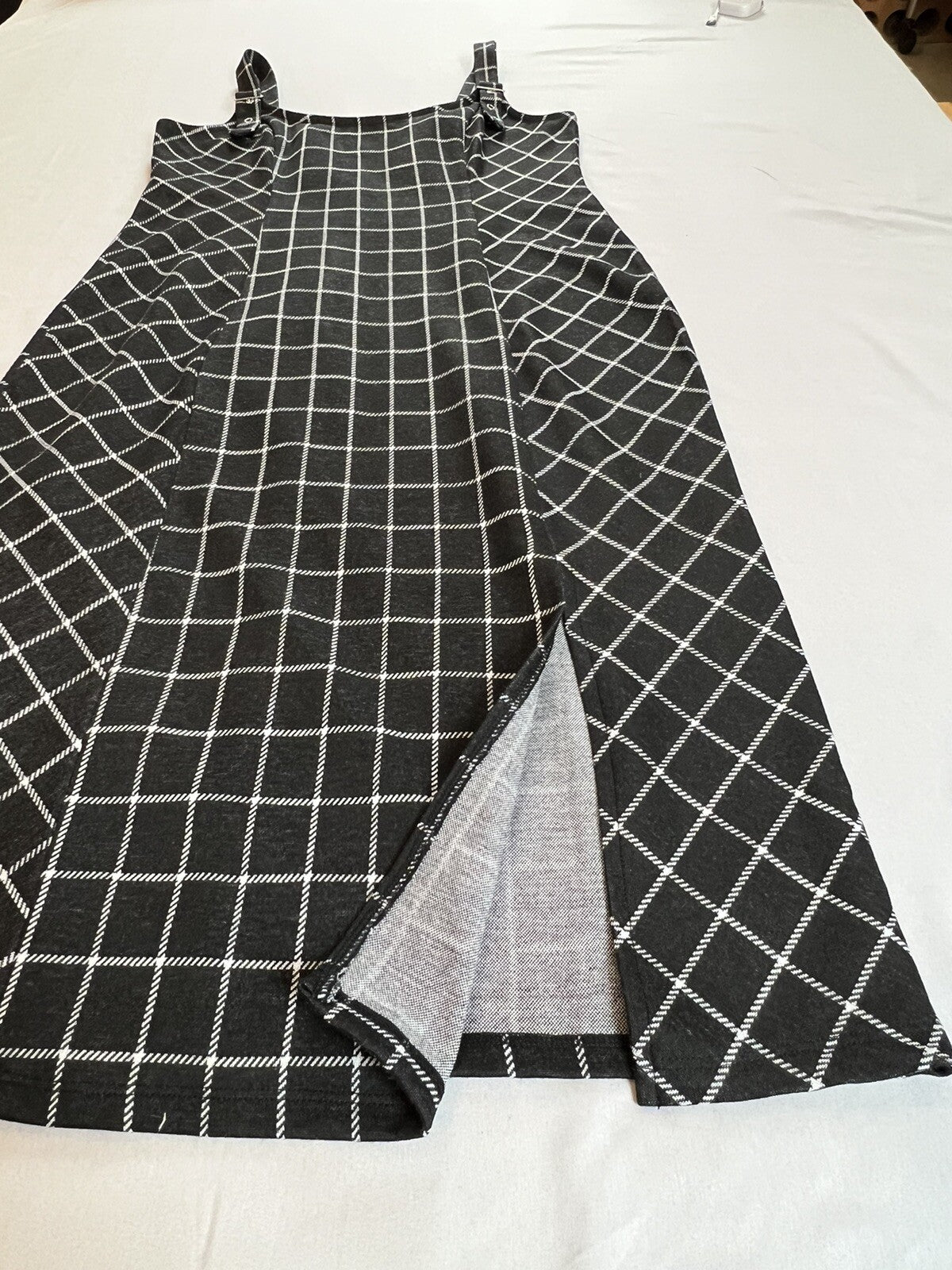 AUW Women’s Plaid Black White Dress Sz L