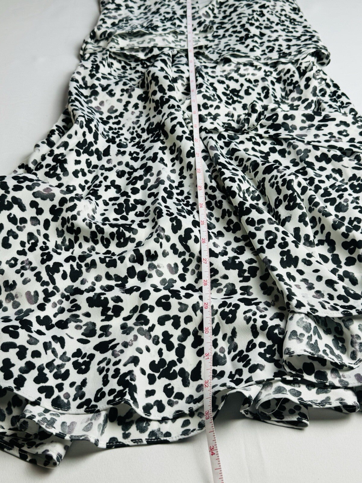 $128 BCBGeneration Women’s Dress Size 4 Cheetah Print. (B.60)