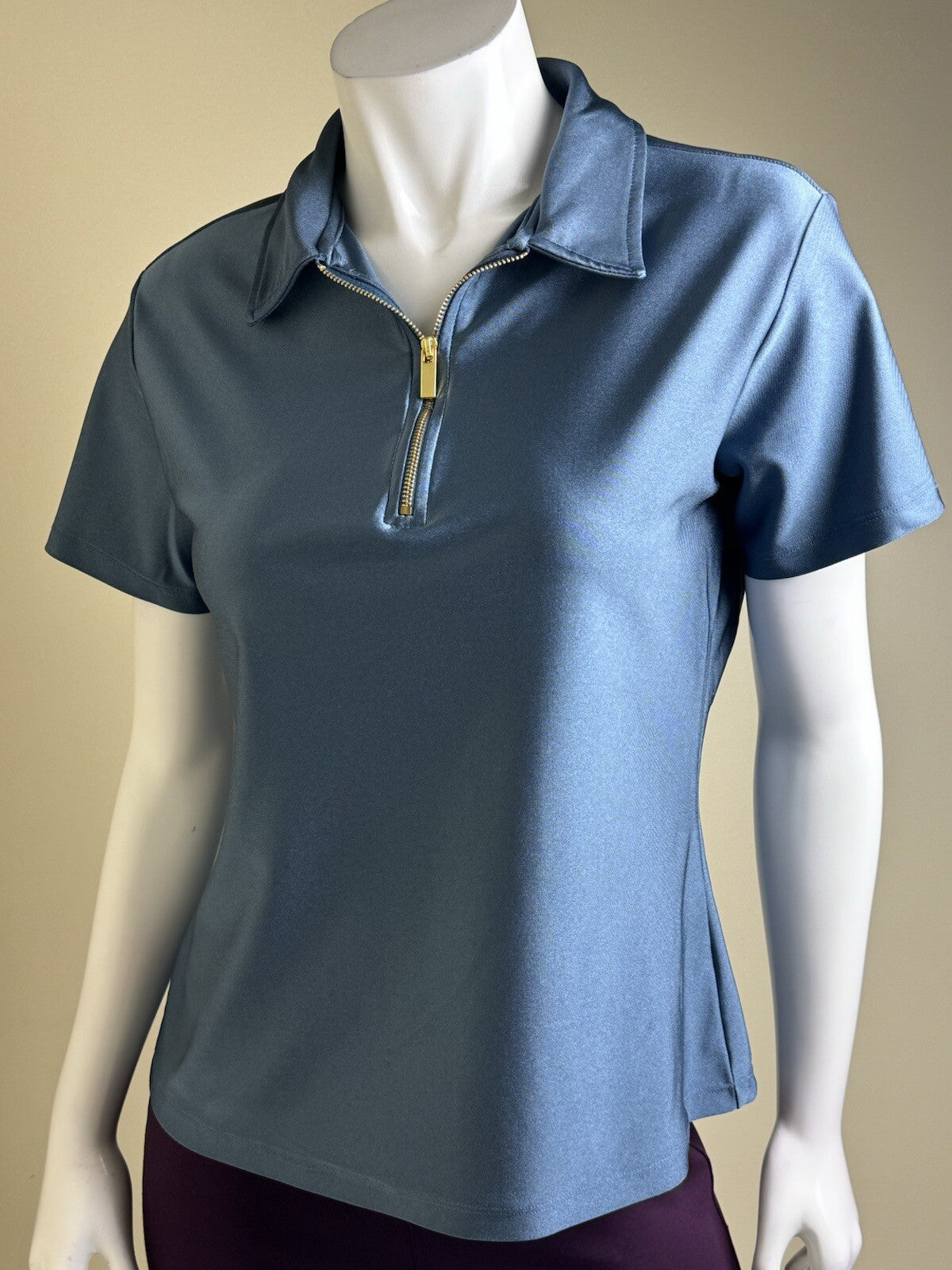FIA Green California Women’s Top Sz L Golf Shirt. (B.95)