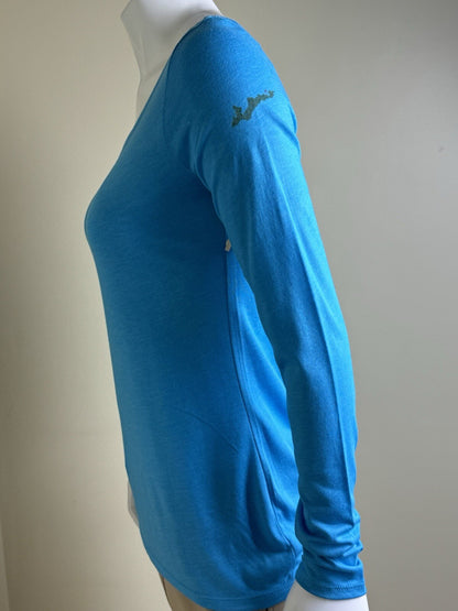 Fishers Island Club Women’s Long Sleeves Shirt Size XS.  (B.114/1)