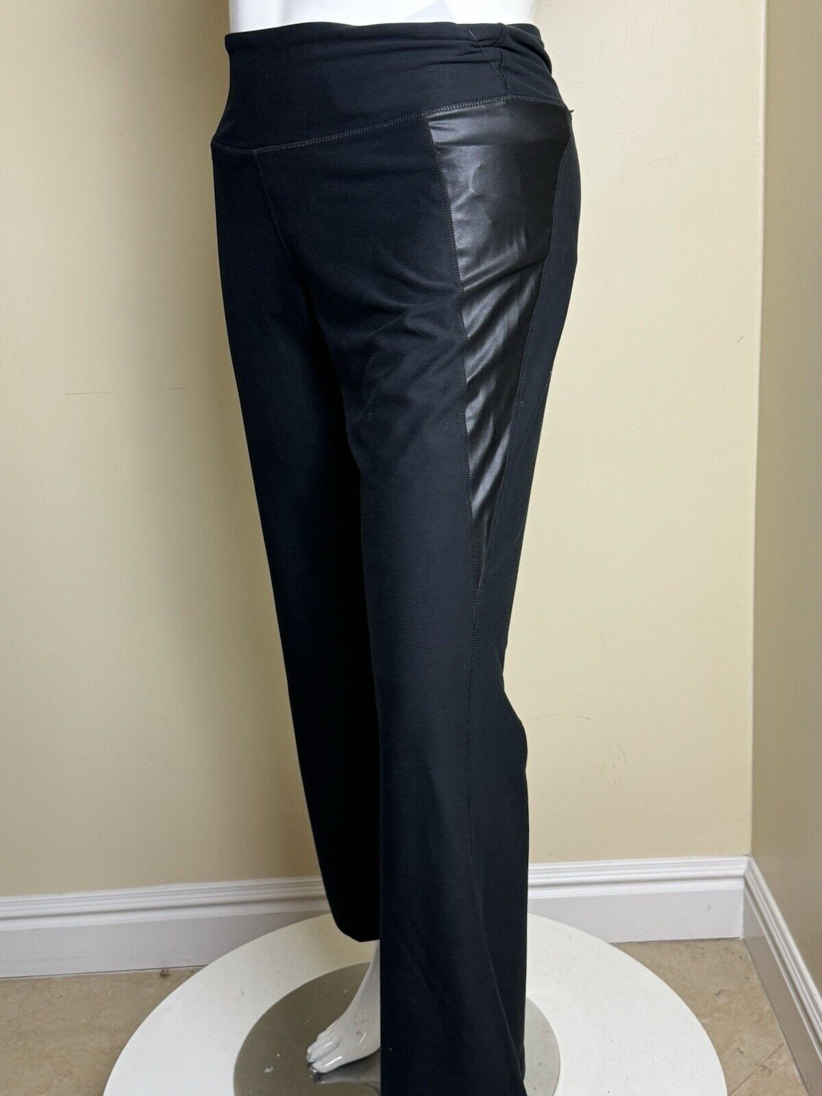 $70 Nine West Women’s Black Dress Pants Sz 2X