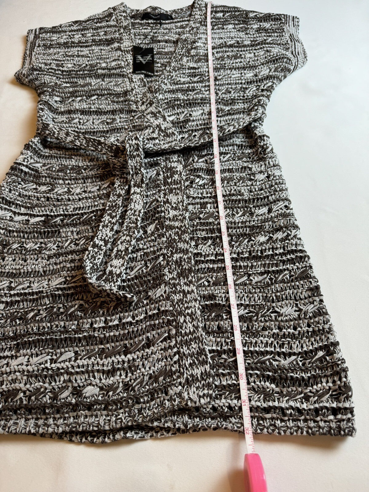 $180 VERTIGO Women’s Knit Long Cardigan Sz XL.       (B.63)