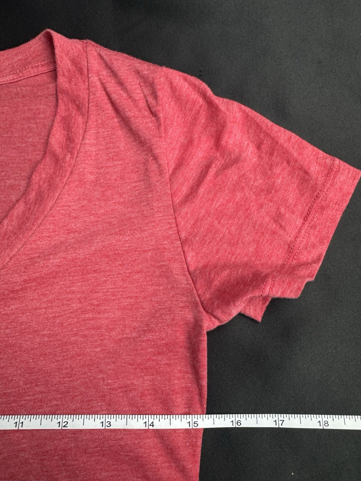 LeverWear Women's Carolina Logo Golf shirt Sz M   (B.170)