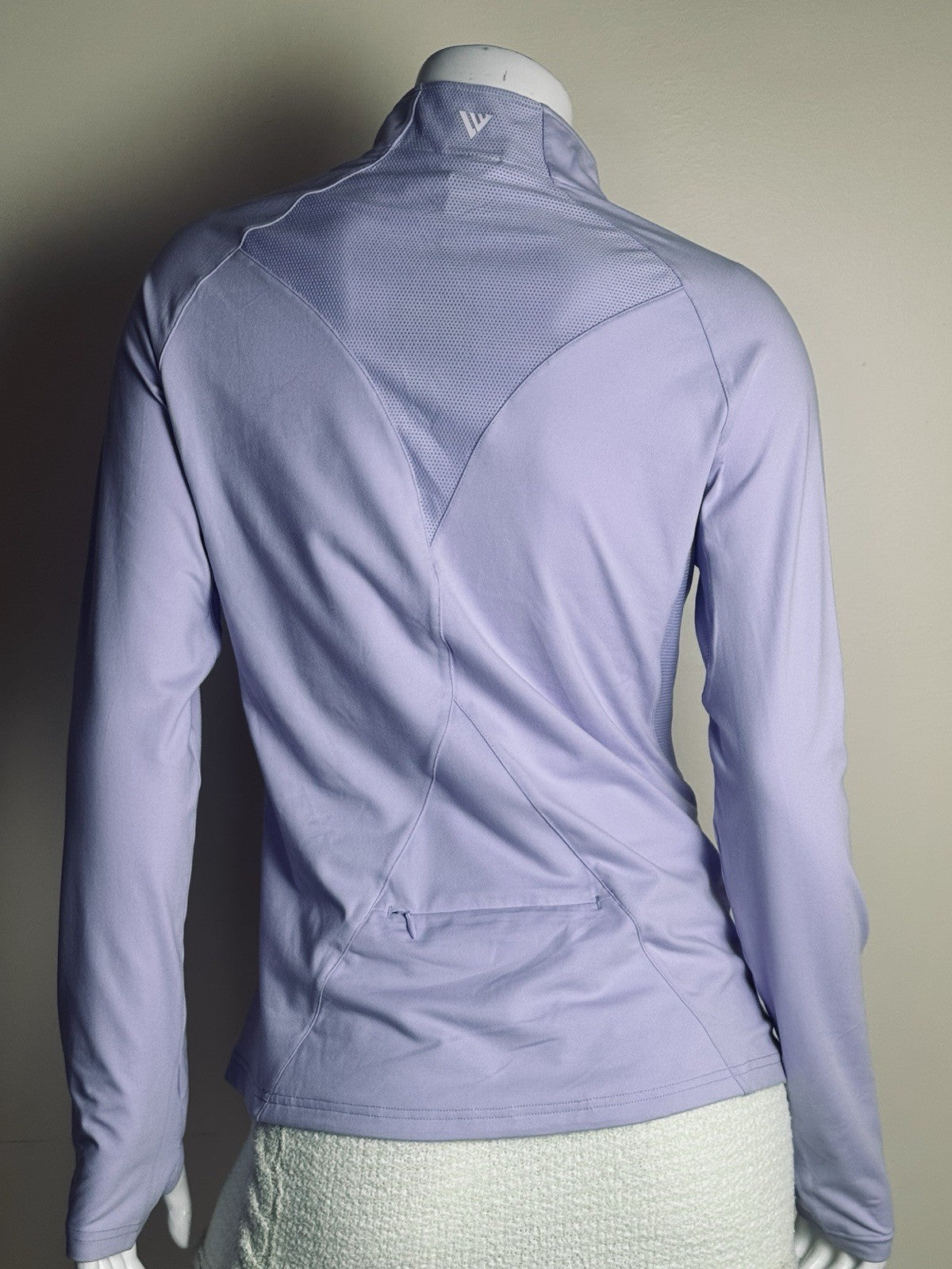 LeverWear Women's Shinnecack Logo Sweatshirt Sz M.   (B.163)