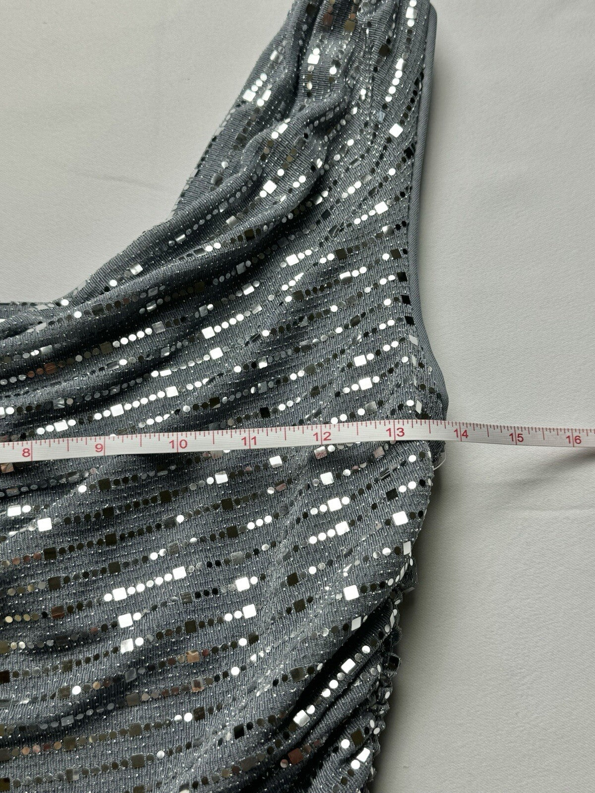 RM Richards Women’s Size 6 Long Formal Dress Gray. (59)