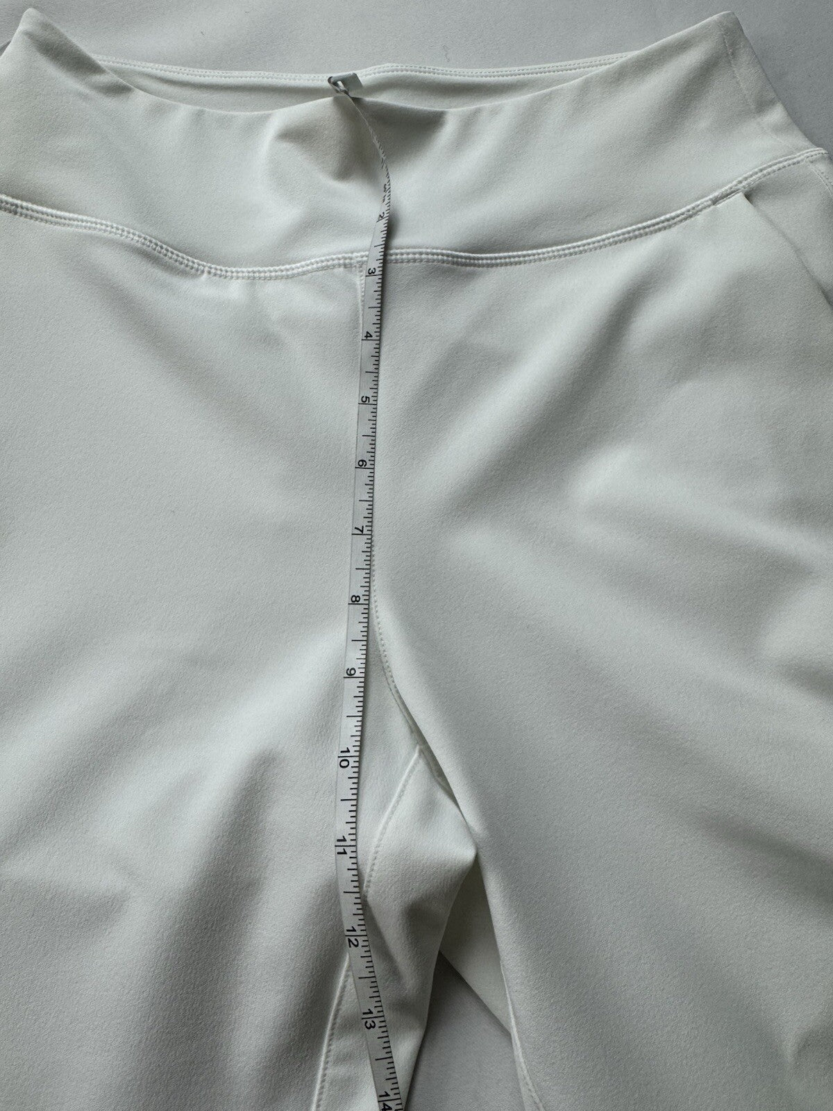 Puma Women’s Golf Pants Sz S.   (B.134/2)