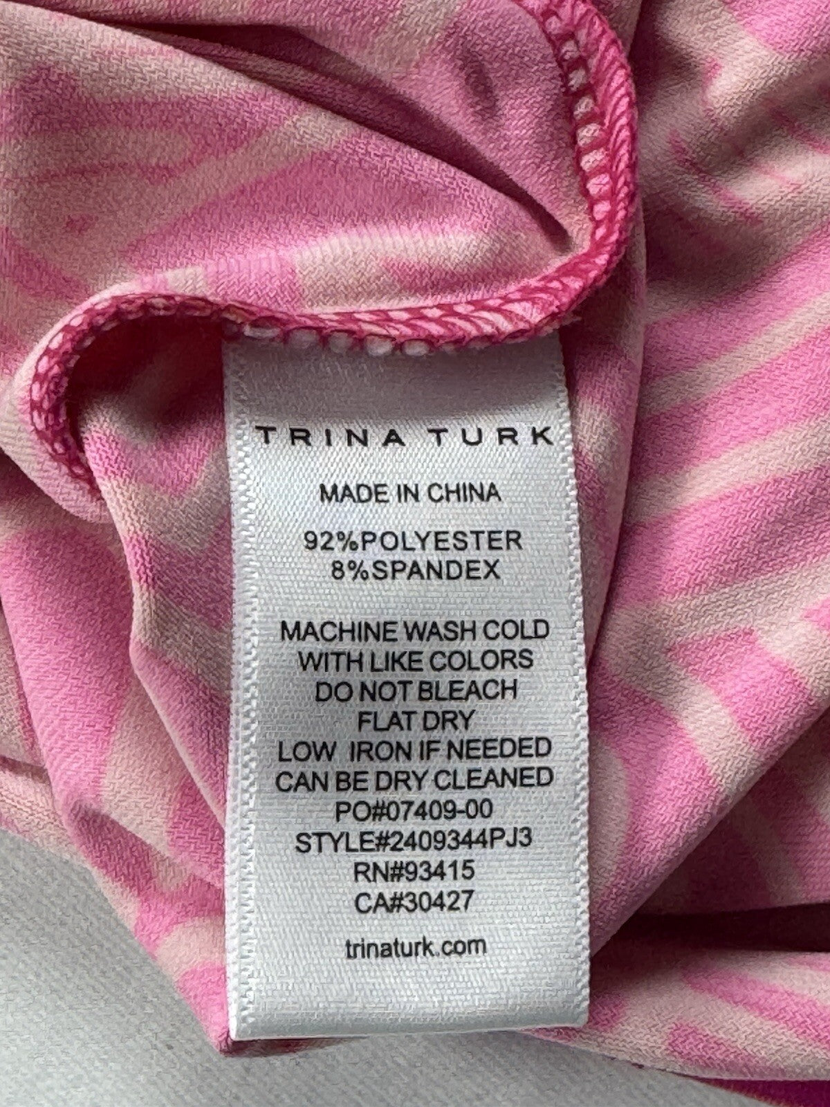 $168 Trina Turk Dress Halter Shift Mini Size XS (B.140)