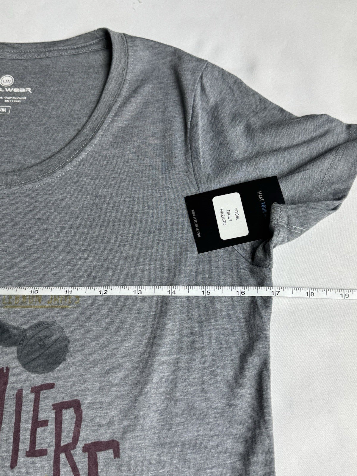 LeverWear Women's Cavaliers Logo shirt Sz M   (B.170)